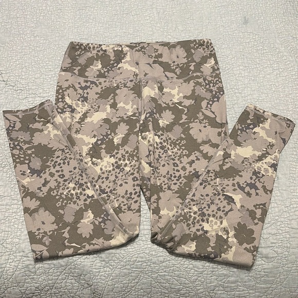 Maurice’s Leggings - Picture 2 of 2